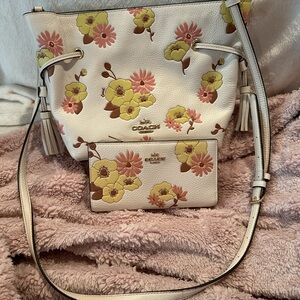 COACH Klara Print Leather Bag & wallet  in Off-White with Yellow & Pink Flowers